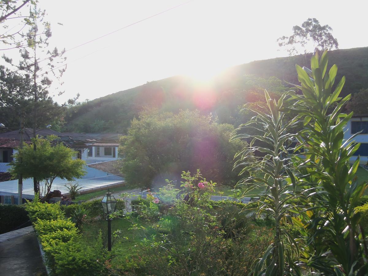 酒店 Hotel Miguel Pereira 3*